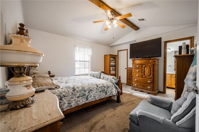 2304 Twin Springs Street, Siloam Springs, AR 72761