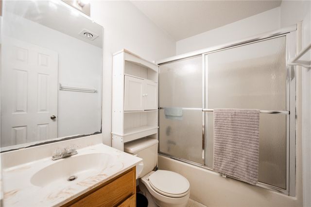 2304 Twin Springs Street, Siloam Springs, AR 72761