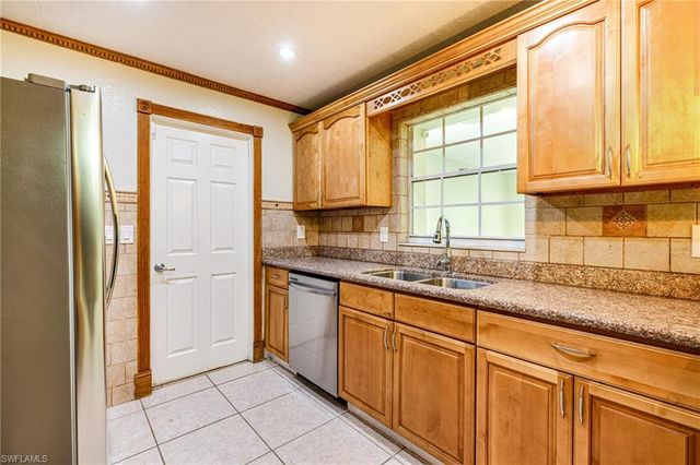 2319 Barcelona AVE, Fort Myers, FL 33905