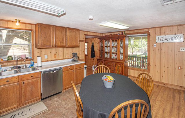 208 Gardenia Street, Onalaska, TX 77360