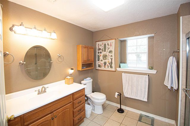 208 Gardenia Street, Onalaska, TX 77360