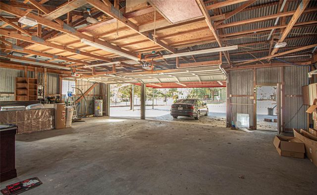 208 Gardenia Street, Onalaska, TX 77360