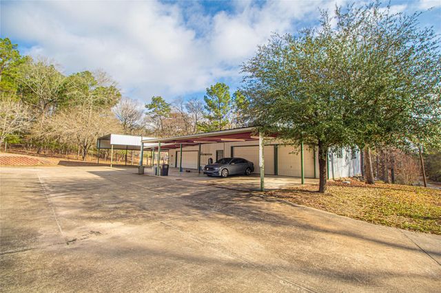 208 Gardenia Street, Onalaska, TX 77360