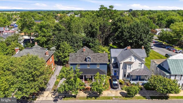 316 E WASHINGTON ST, Charles Town, WV 25414