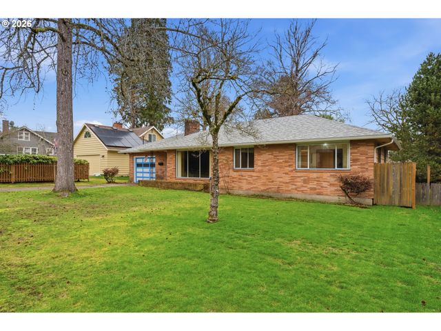 64 Nw FLORENCE Ave, Gresham, OR 97030