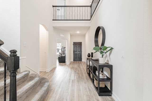 1517 Sawyer Drive, Aubrey, TX 76227