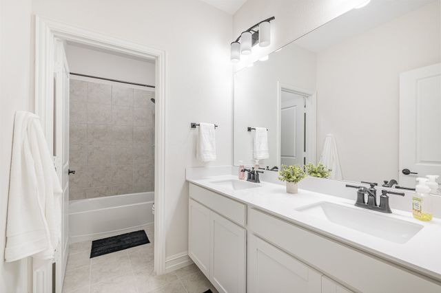 1517 Sawyer Drive, Aubrey, TX 76227