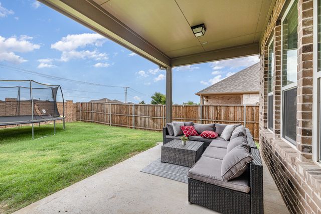 1517 Sawyer Drive, Aubrey, TX 76227