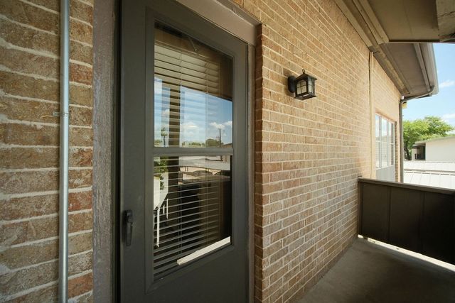 10401 High Hollows Drive 201, Dallas, TX 75230