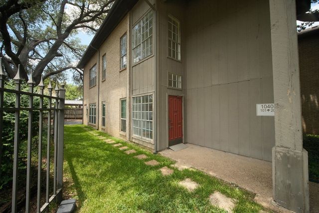 10401 High Hollows Drive 201, Dallas, TX 75230