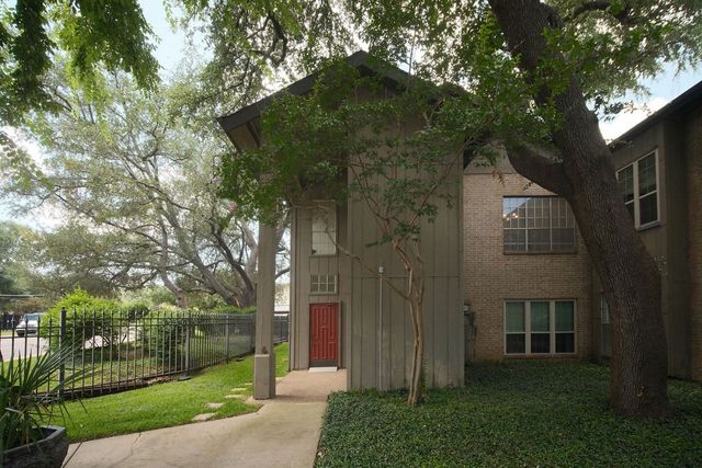 10401 High Hollows Drive 201, Dallas, TX 75230