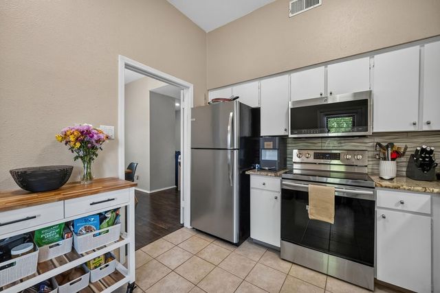 10401 High Hollows Drive 201, Dallas, TX 75230