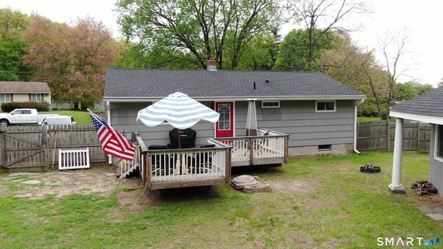 30 Alban Road, Enfield, CT 06082