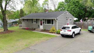 30 Alban Road, Enfield, CT 06082