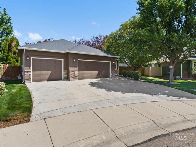 5168 N Dove Ridge Pl, Meridian, ID 83646