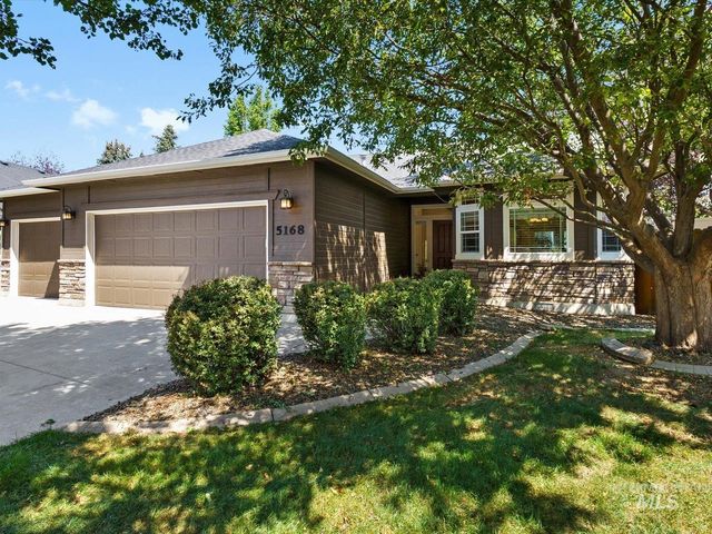 5168 N Dove Ridge Pl, Meridian, ID 83646