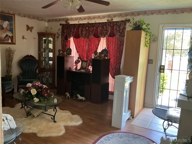 4029 Edge Hill Lane, Montgomery, AL 36116