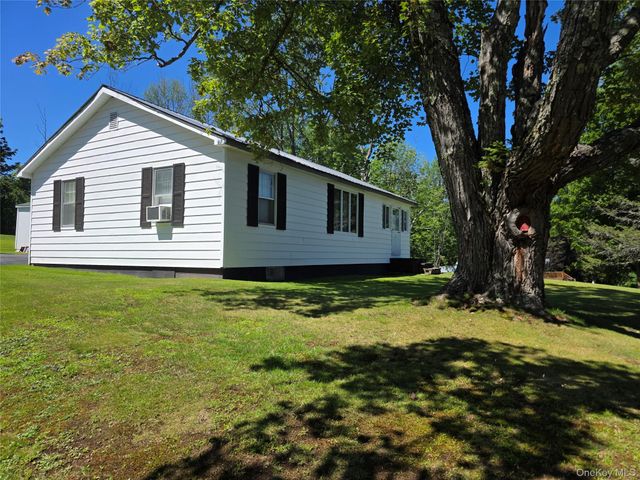 12 Winthrop Avenue, Liberty, NY 12754