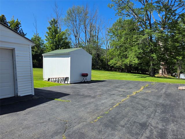 12 Winthrop Avenue, Liberty, NY 12754