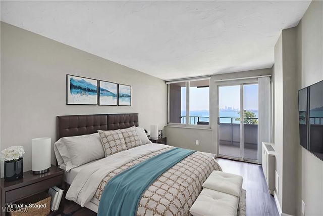 12900 Lake Avenue 828, Lakewood, OH 44107