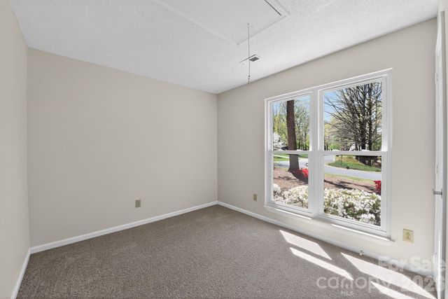 100 Steuben Drive, Huntersville, NC 28078