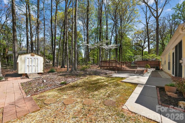 100 Steuben Drive, Huntersville, NC 28078