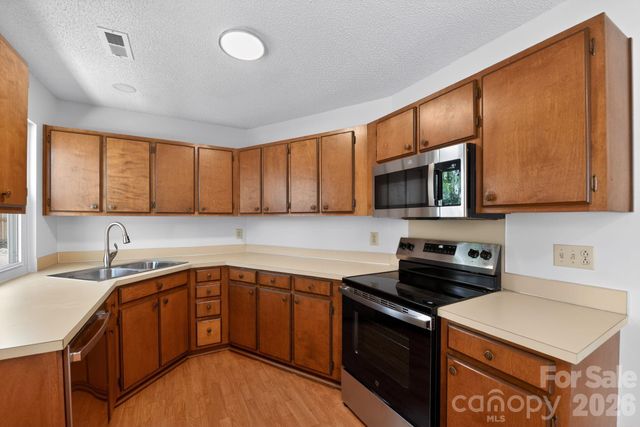 100 Steuben Drive, Huntersville, NC 28078