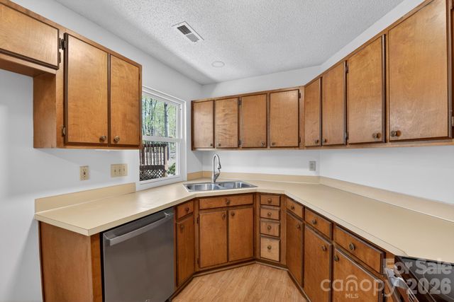 100 Steuben Drive, Huntersville, NC 28078