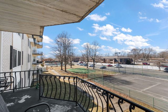 8750 Harrison Avenue 202, Munster, IN 46321