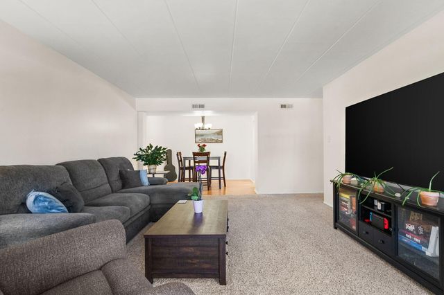 8750 Harrison Avenue 202, Munster, IN 46321