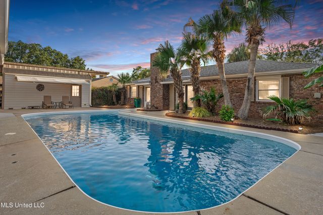 110 Driftwood Drive, Long Beach, MS 39560