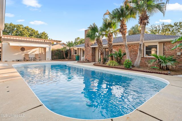 110 Driftwood Drive, Long Beach, MS 39560