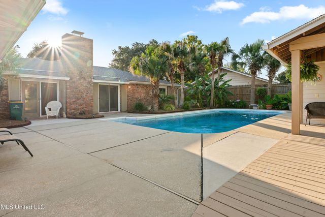 110 Driftwood Drive, Long Beach, MS 39560