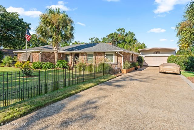 110 Driftwood Drive, Long Beach, MS 39560