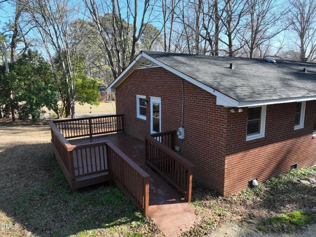 1412 Chamblee Road, Zebulon, NC 27597