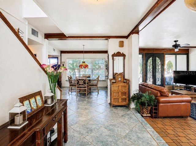 4929 N RIVER SHORE DRIVE A, Tampa, FL 33603