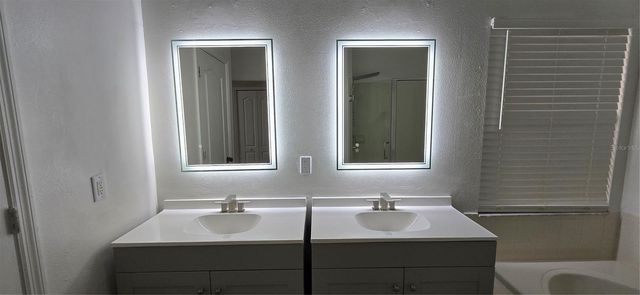 1810 GREYSTONE HEIGHTS DRIVE, Valrico, FL 33594