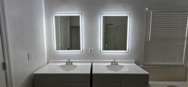 1810 GREYSTONE HEIGHTS DRIVE, Valrico, FL 33594