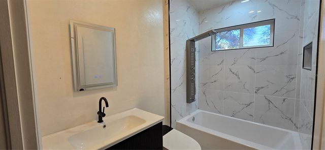 1810 GREYSTONE HEIGHTS DRIVE, Valrico, FL 33594