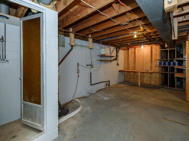 4224 Tiffany Avenue, Portage City, MI 49002