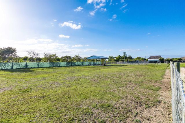 22275 SW 256th St, Homestead, FL 33031