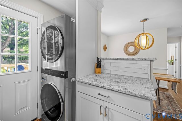 1215 Santa Anna Rd, Henrico, VA 23229