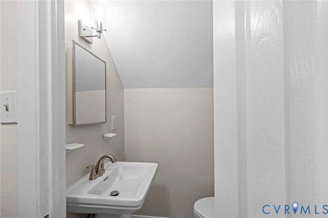 1215 Santa Anna Rd, Henrico, VA 23229