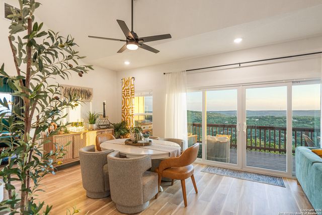 460 Stenen Dr., Canyon Lake, TX 78133