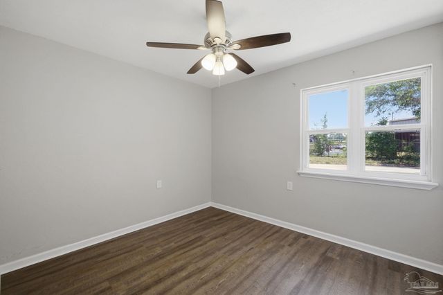 8140 House St, Pensacola, FL 32534