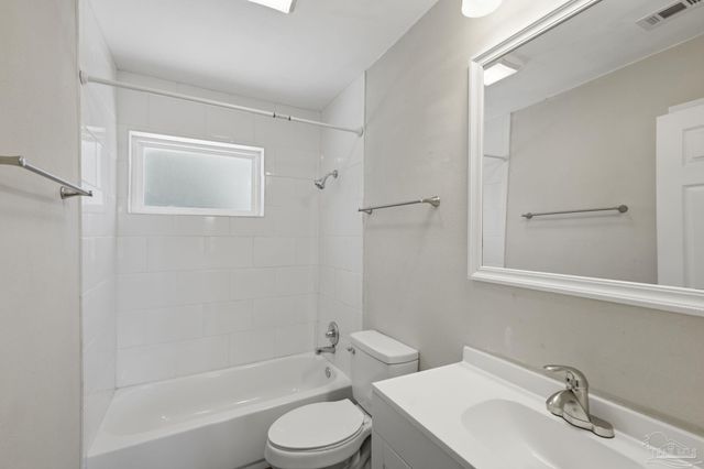 8140 House St, Pensacola, FL 32534