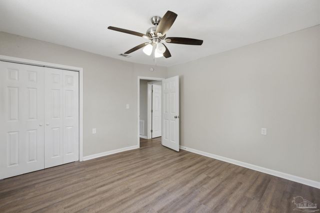 8140 House St, Pensacola, FL 32534