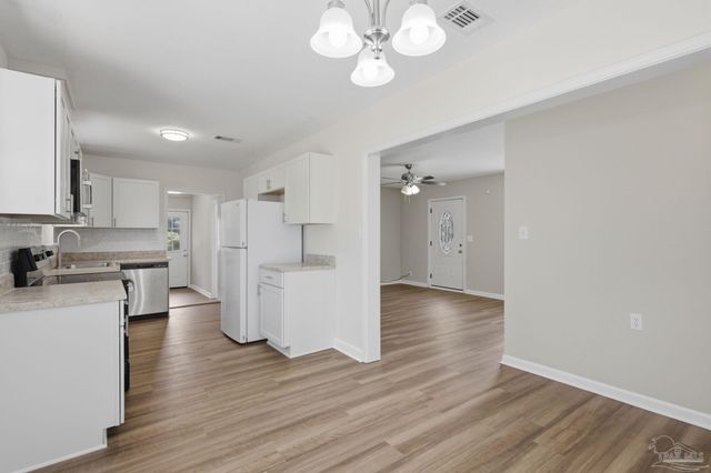 8140 House St, Pensacola, FL 32534
