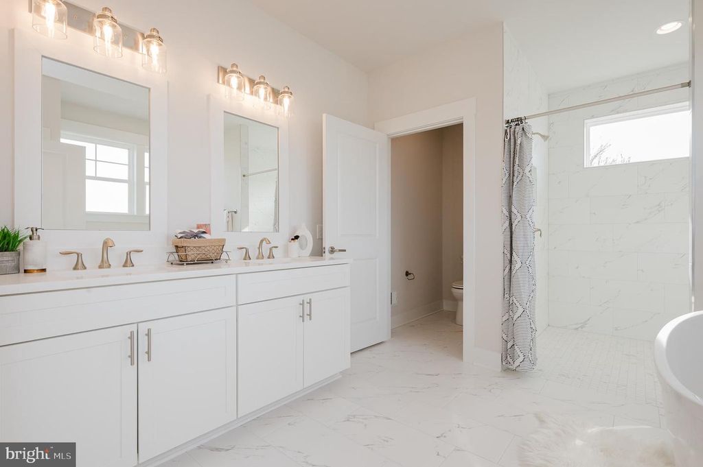 Image 42 of property listing at 1605 OAKLAND RD, Freeland, MD 21053