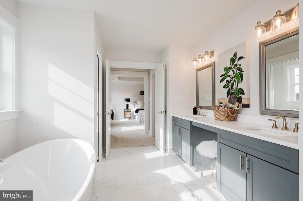 Image 54 of property listing at 1605 OAKLAND RD, Freeland, MD 21053